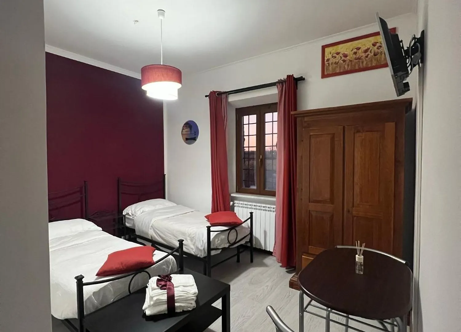 B&B Fili Al Casale 1121 Rome Italy